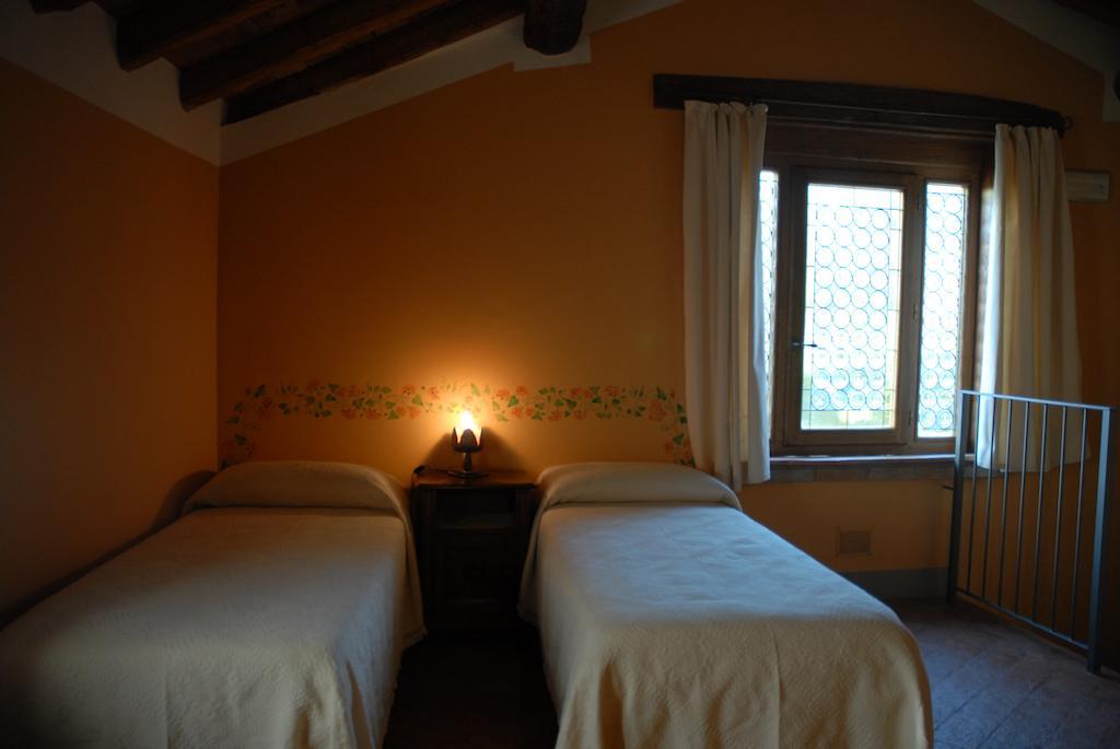 Agriturismo La Costa เครมา ห้อง รูปภาพ